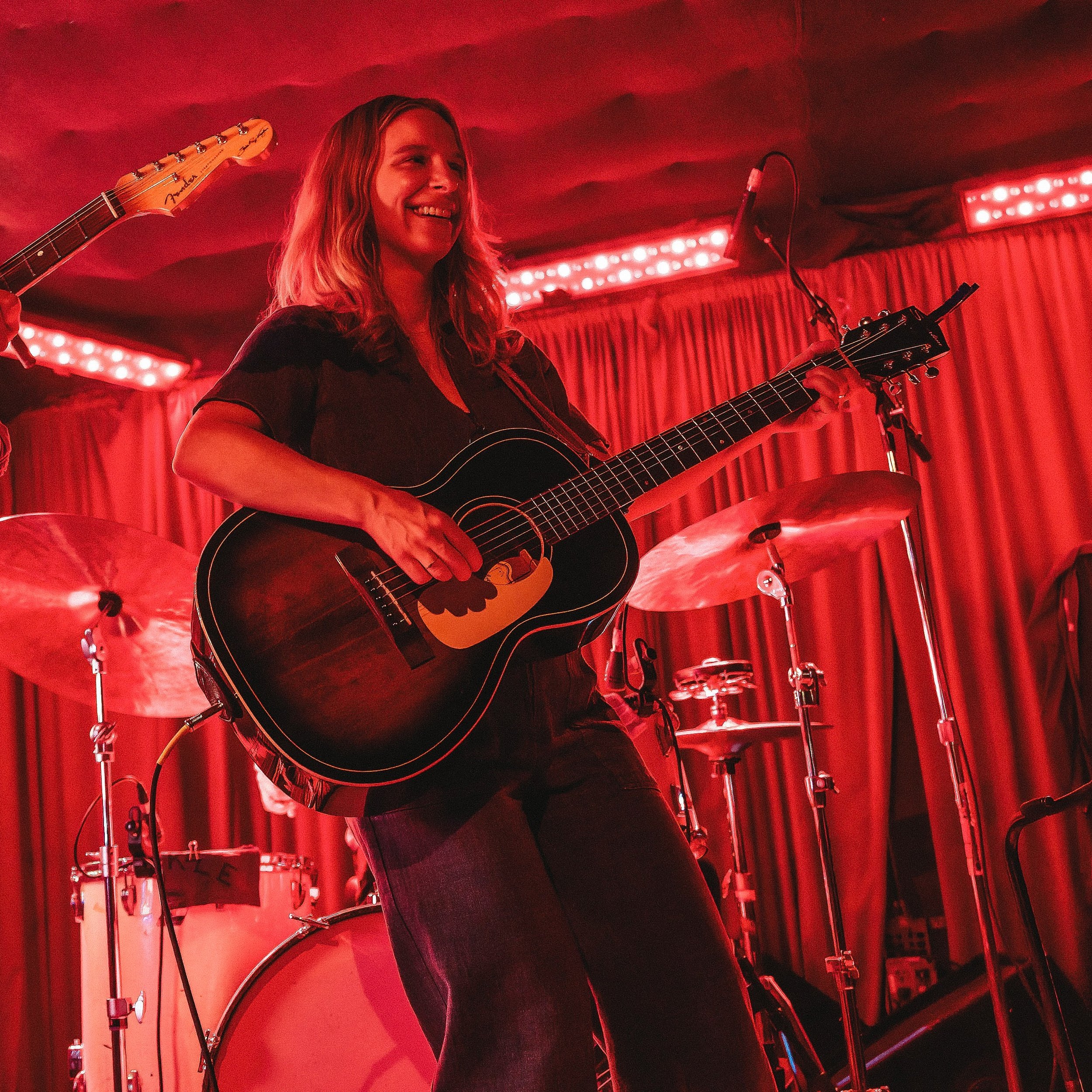 April 12, 2024 - Riding off into that Friday sunset to play @whitehorseatx at 8pm, followed by @mayeux_broussard at 10pm and @pearlsnapplayboys at Midnight!

📷: @seanson28