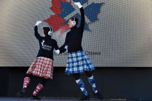 Invite the local scottish societies and dance troops to take part in the kilt skate.
