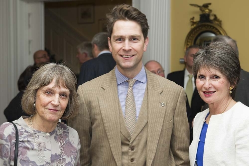 Pontiac Member of Parliament, William Amos, with our hostess, Mrs. Gill Drake, on his left, and an unidentified friend on his right. Photo: Roman Romanovich
