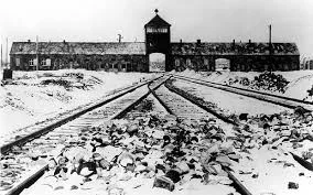 auschwitz.jpg