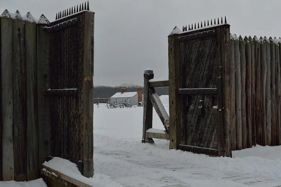winter gate.jpg