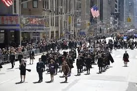 parade2.jpg