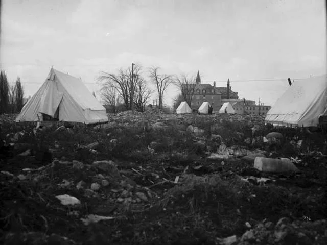 Smallpox tents are seen on Porter’s Island in Ottawa in a photo believed to date from 1876. The island was used to keep typhoid and smallpox patients isolated from the rest of the city. National Archive