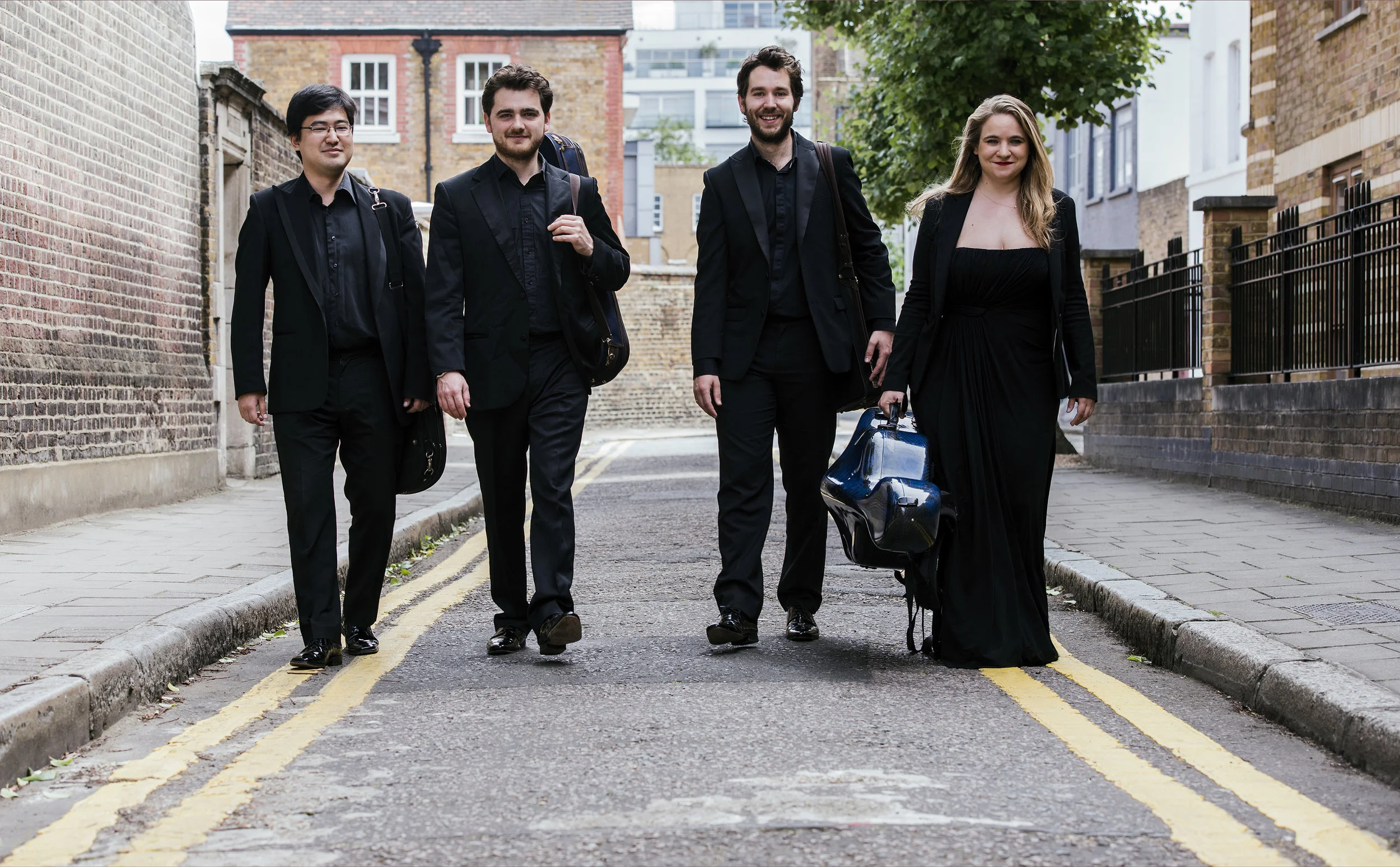 PiattiQ Walking colour.jpeg