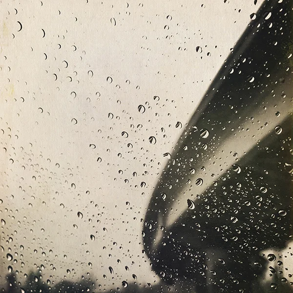 Rainy curved freeway.jpg