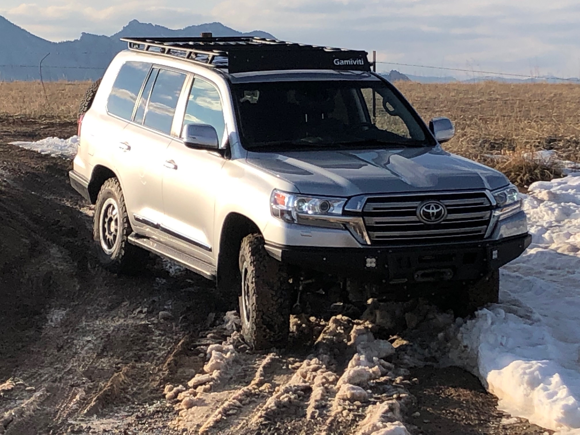 200 Series Land Cruiser