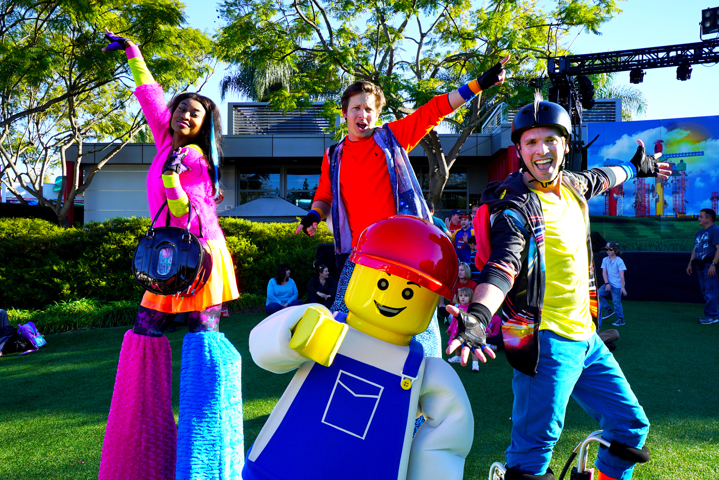 <strong>LEGOLAND BUDDY'S DANCE PARTY<br>Show Direction, Production</strong>