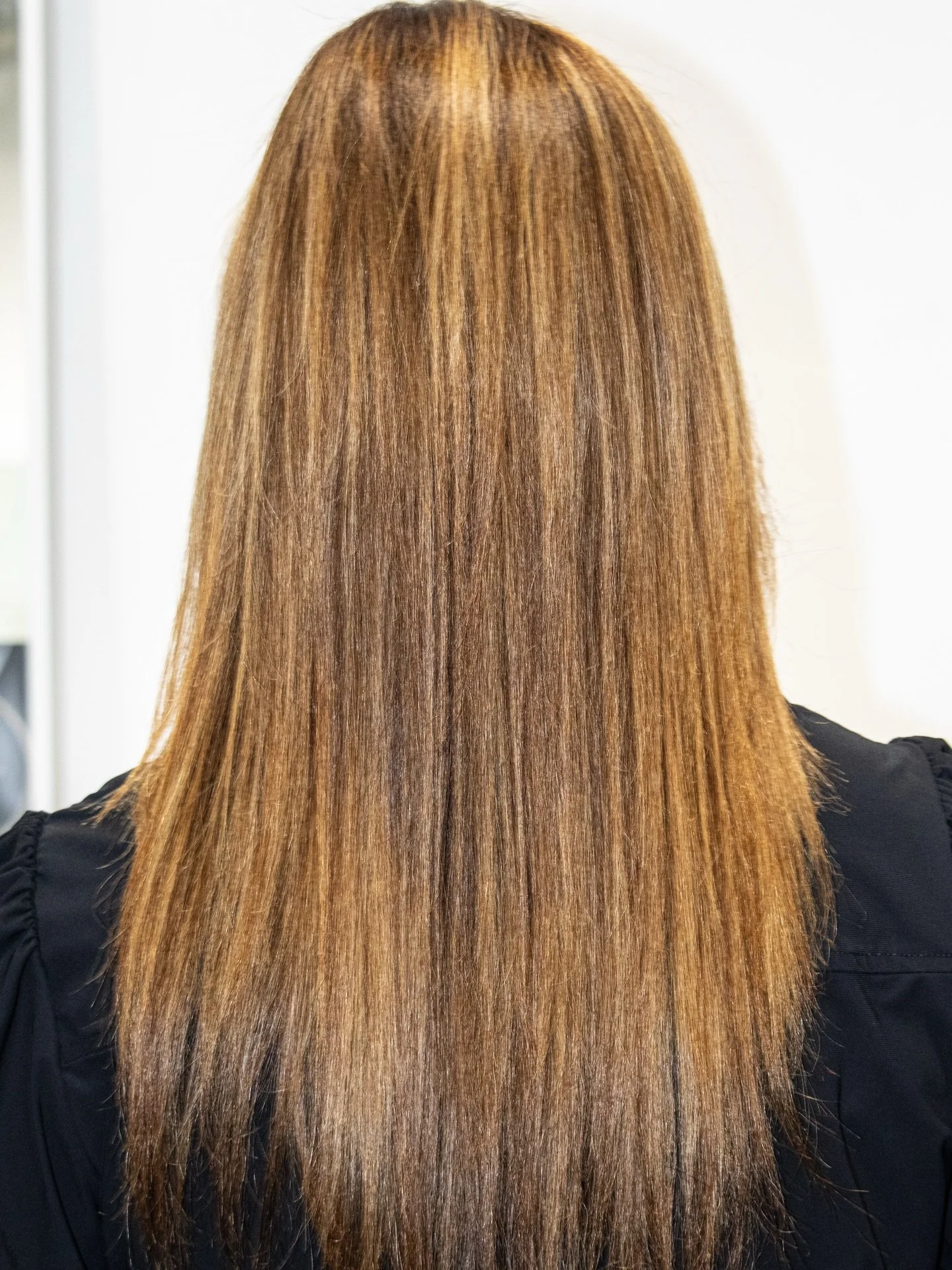 This Brazilian Blowout delivers frizz-free shine, refined movement, and hair that looks polished every single day.
Finished to perfection by Maria @miami_hairandmakeupaetist 

✨ Book your appointment and experience the difference
