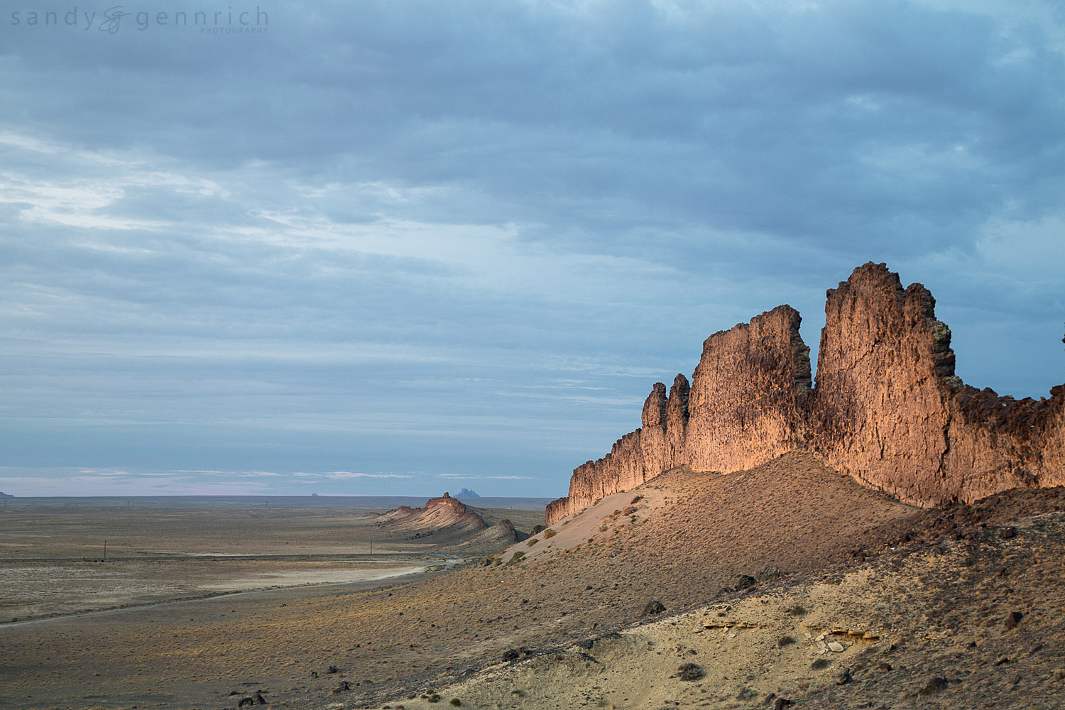 Volcanic Ridge - Shiprock - NM