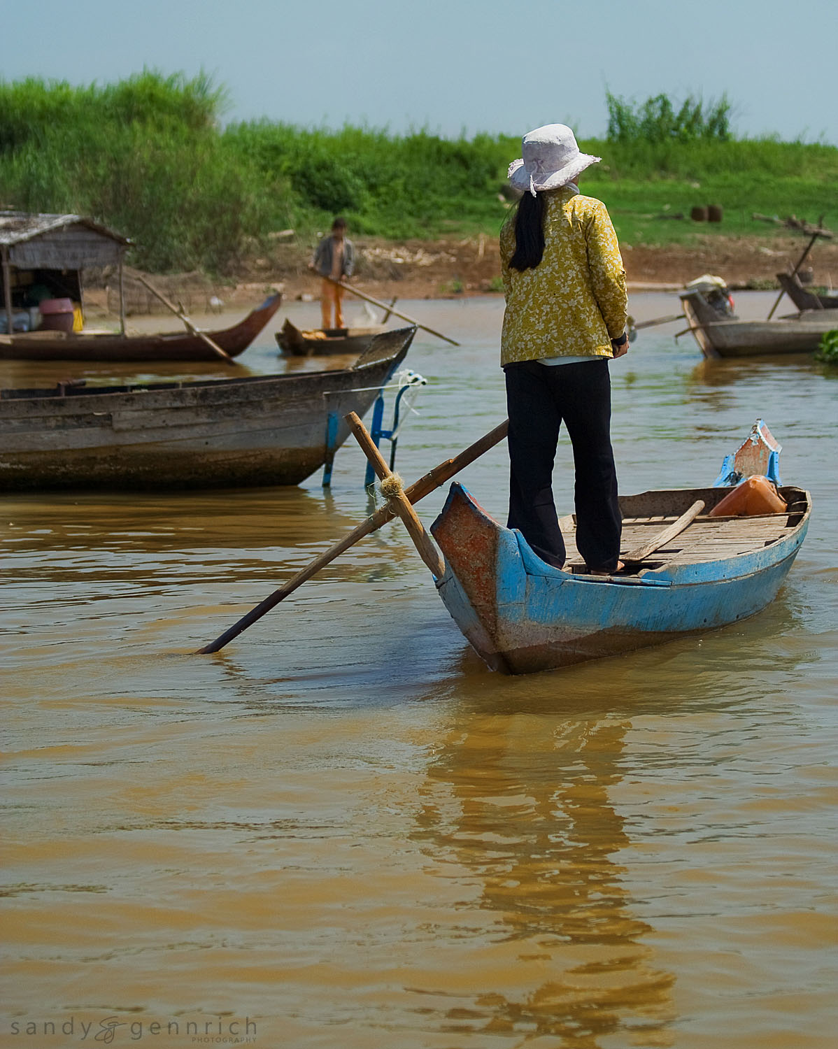 Commuting on the River - Kampong Chnang - Cambodia