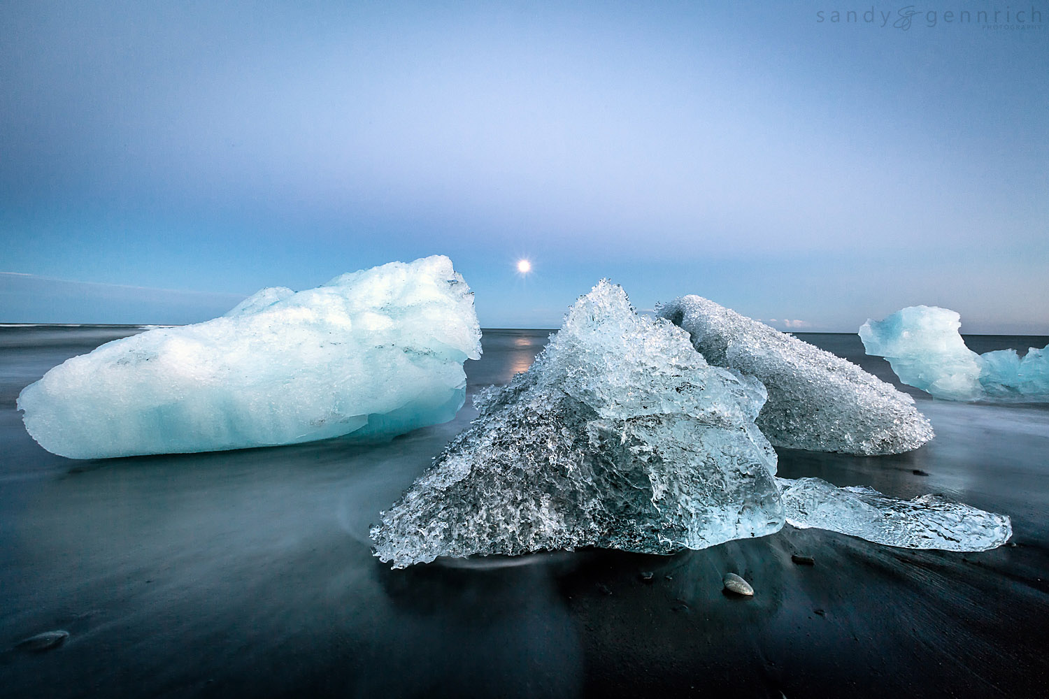 Conversation Around The Moon - Jokulsarlon - Iceland