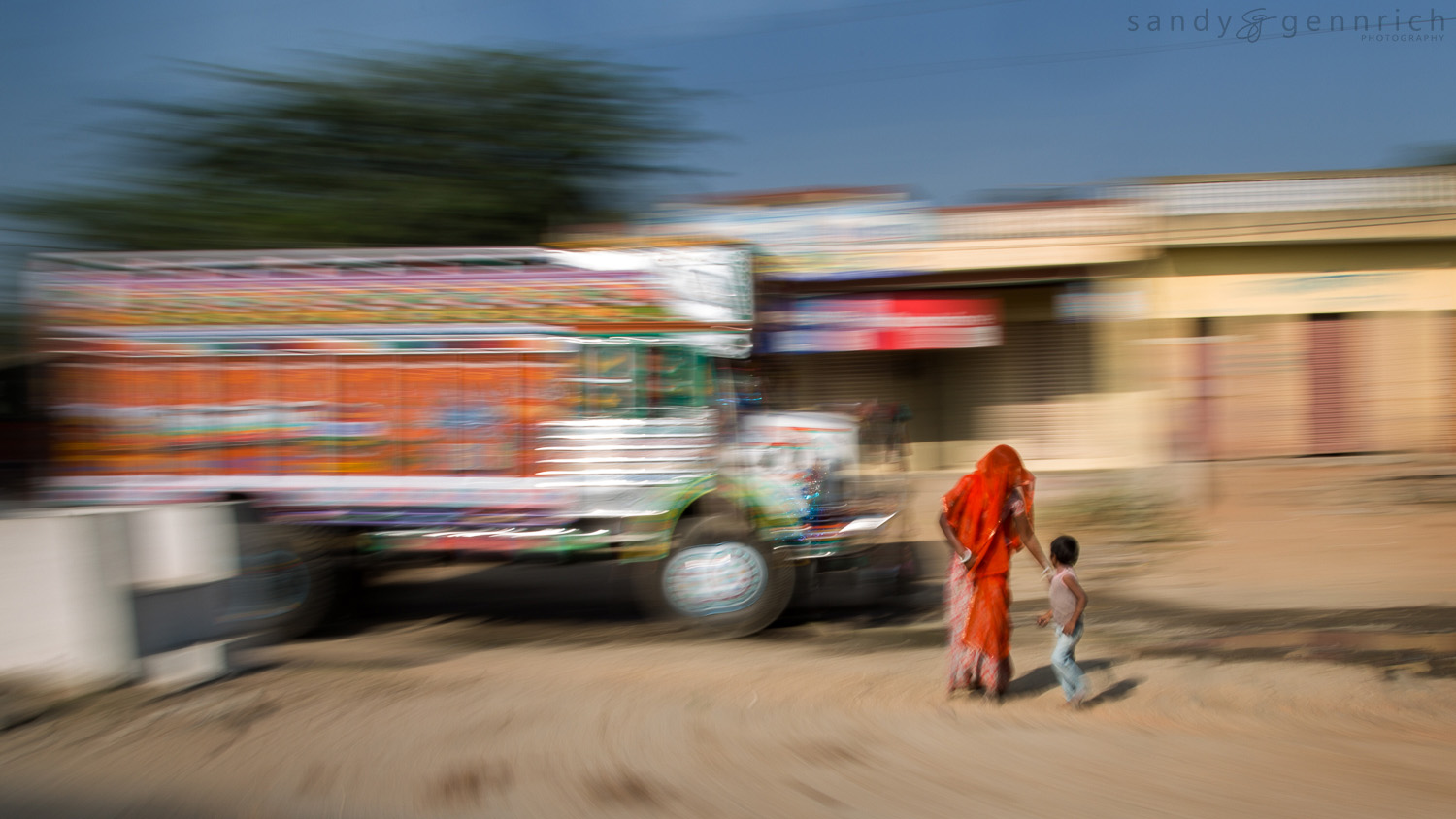 Roadside-India in Motion-Rajastan-India