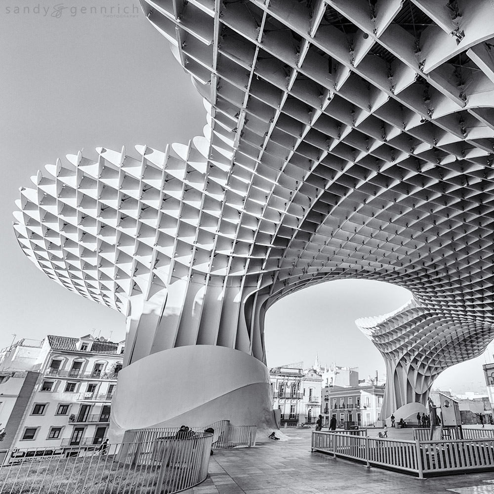 Under the Parasol=20151121-37869-5DM3-Spain-Sevilla