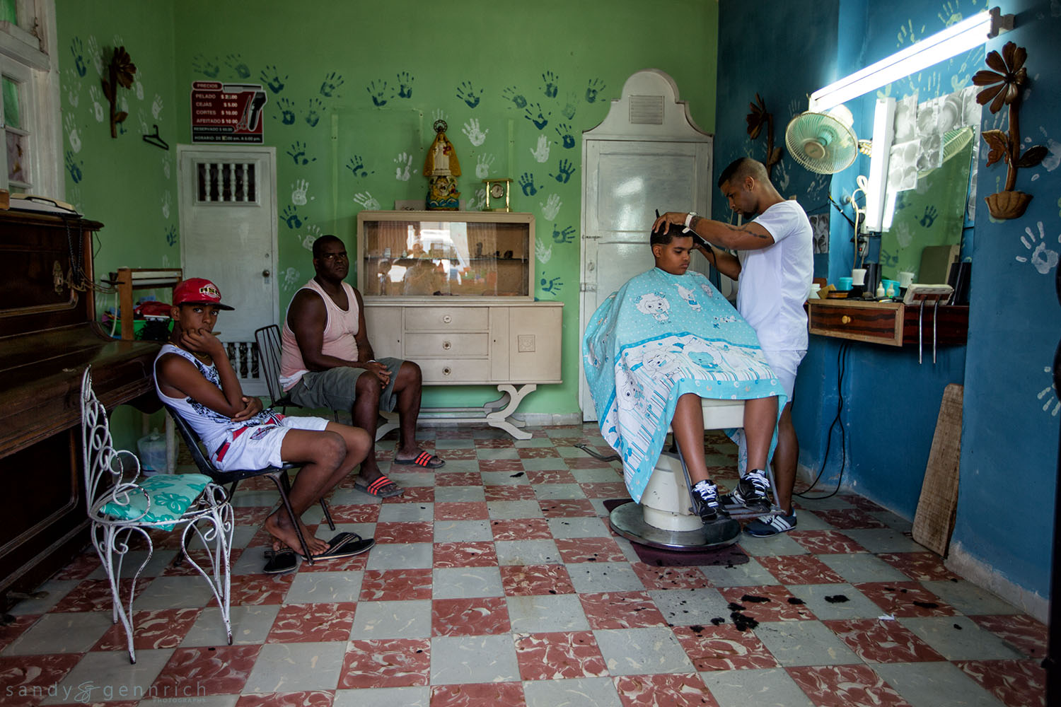 Hair Cut-Cuba-Havana