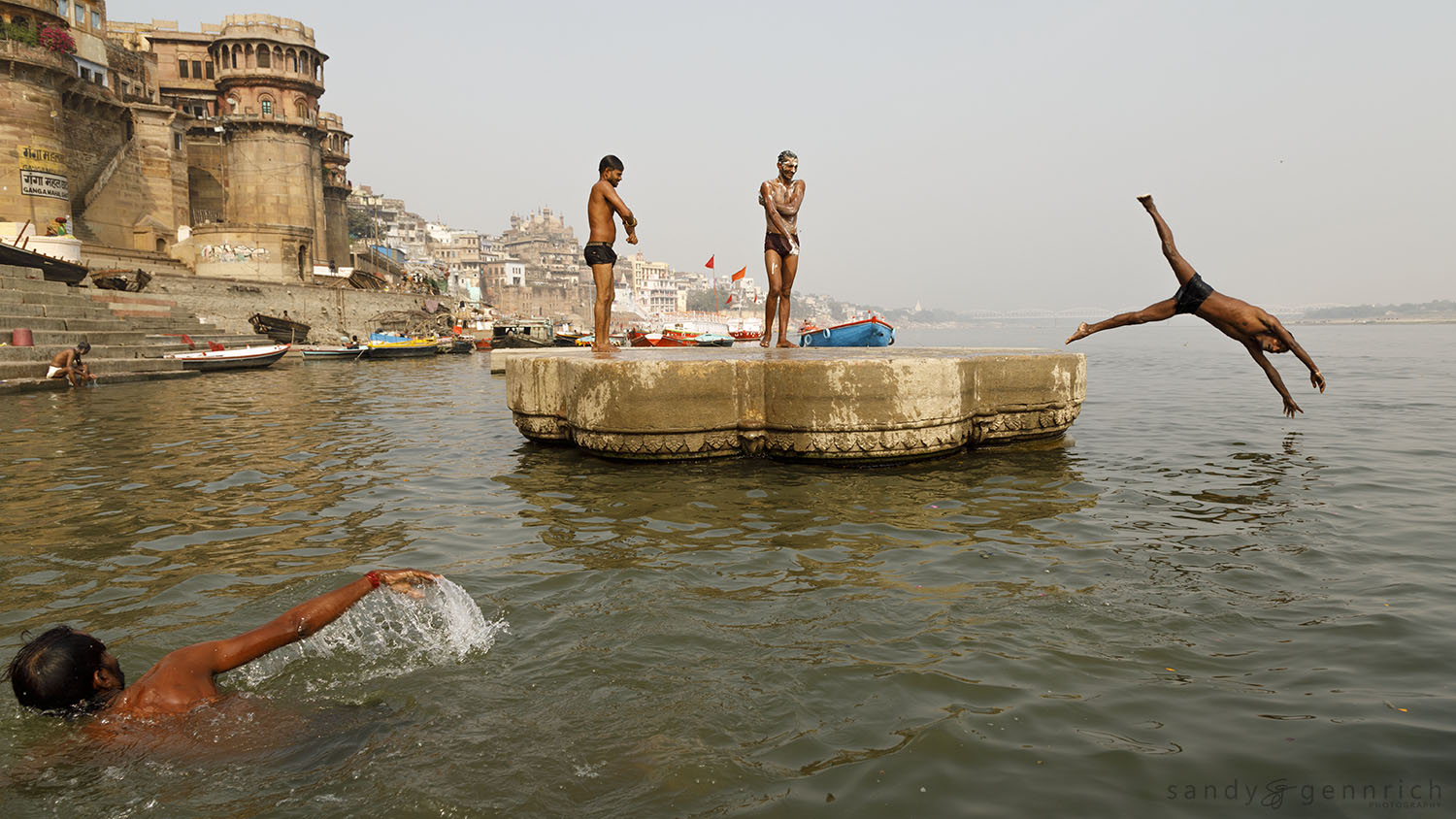 Life on the Ganga-India-Varanasi
