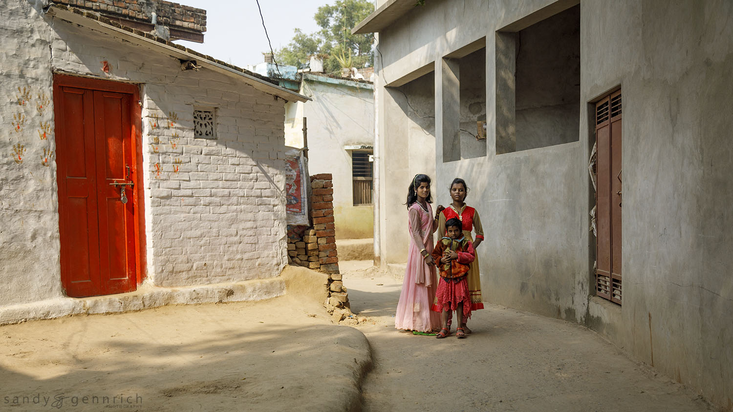 Three Girls-India-Varanasi