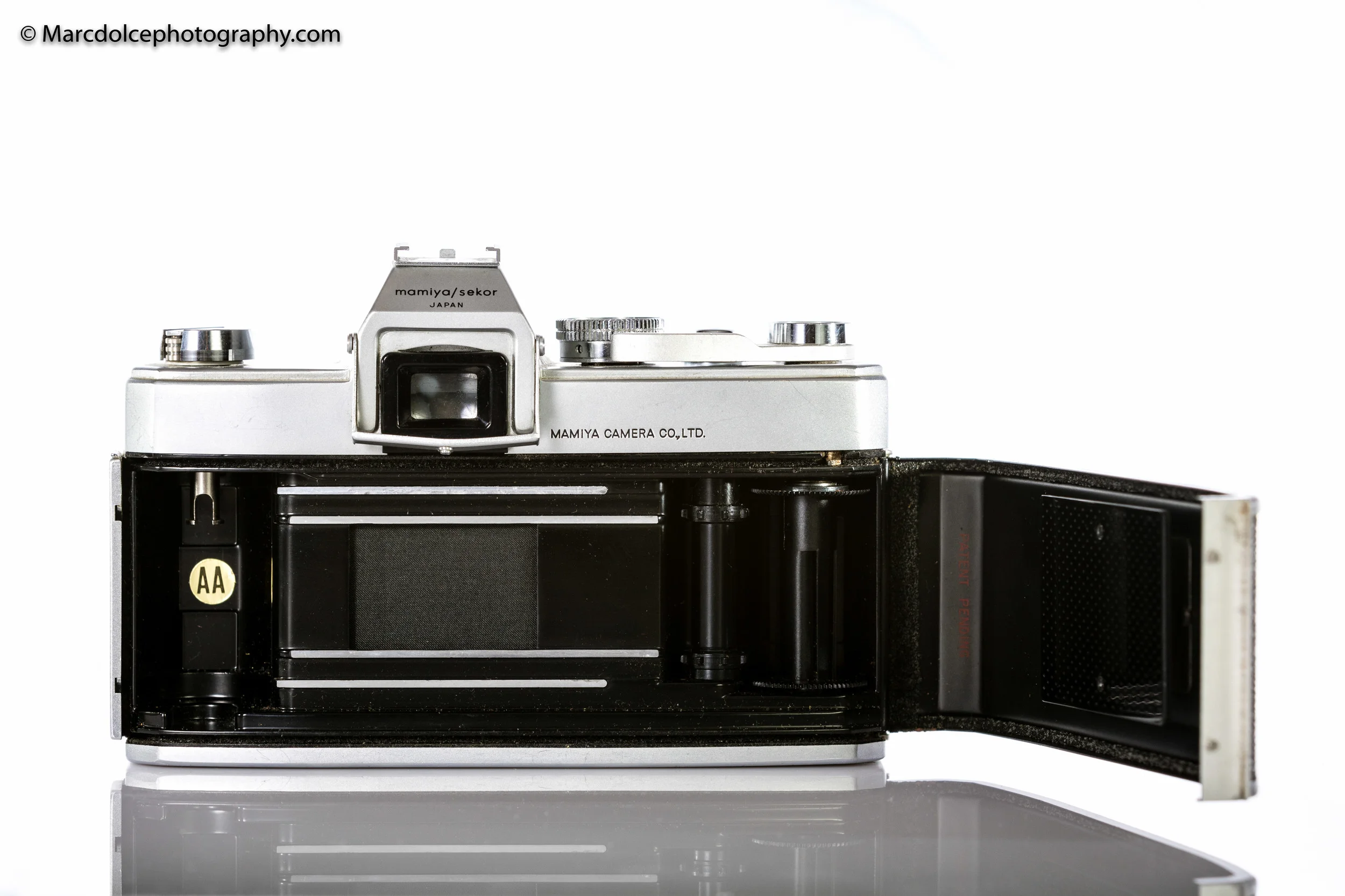 mamiya camera-056.jpg