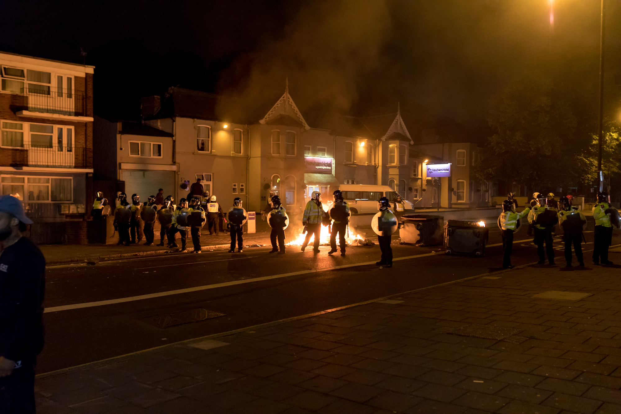 Demonstrators clashed with police in London over the death of Edir Frederico Da Costa, a 25 year old black man who passed away six day after being arrested officers. The police watchdog, used force and CS spray against Da Costa during his arrest.