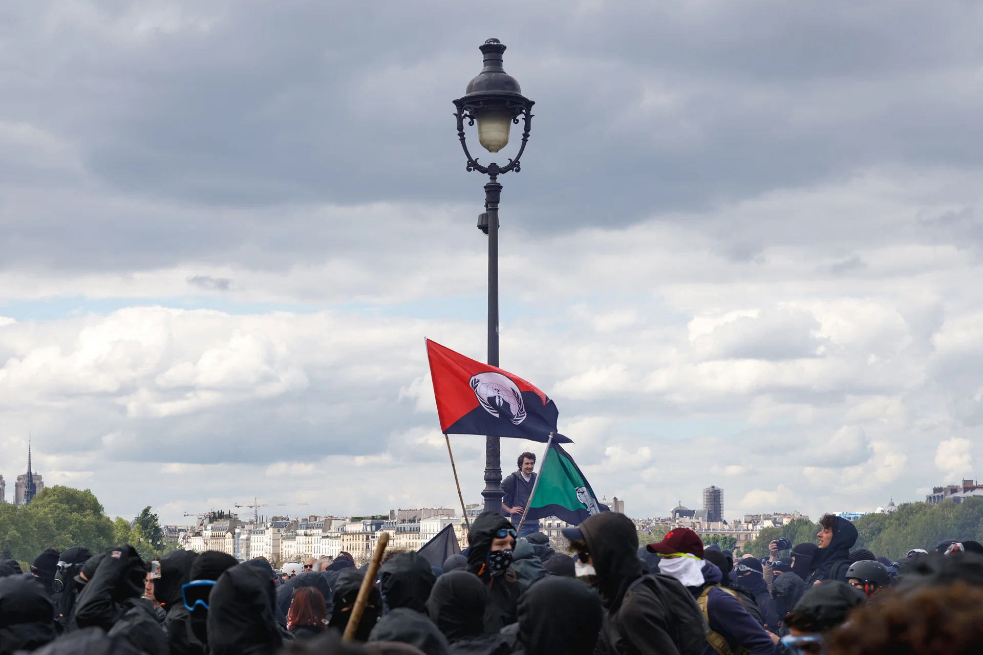 EdRobertson_Occipitals_ParisMayDayRiots_2018_51.jpg