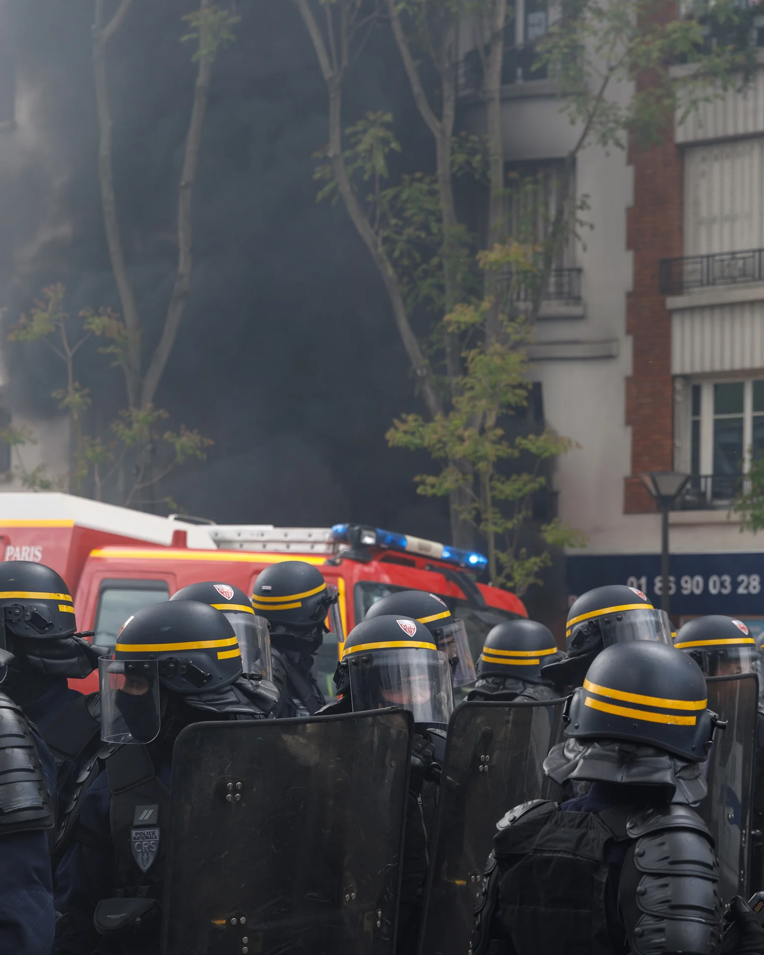 EdRobertson_Occipitals_ParisMayDayRiots_2018_39.jpg