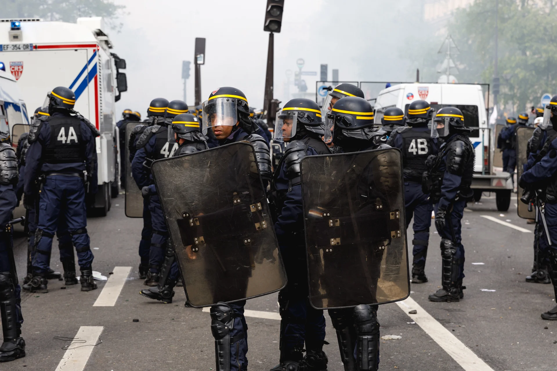 EdRobertson_Occipitals_ParisMayDayRiots_2018_36.jpg