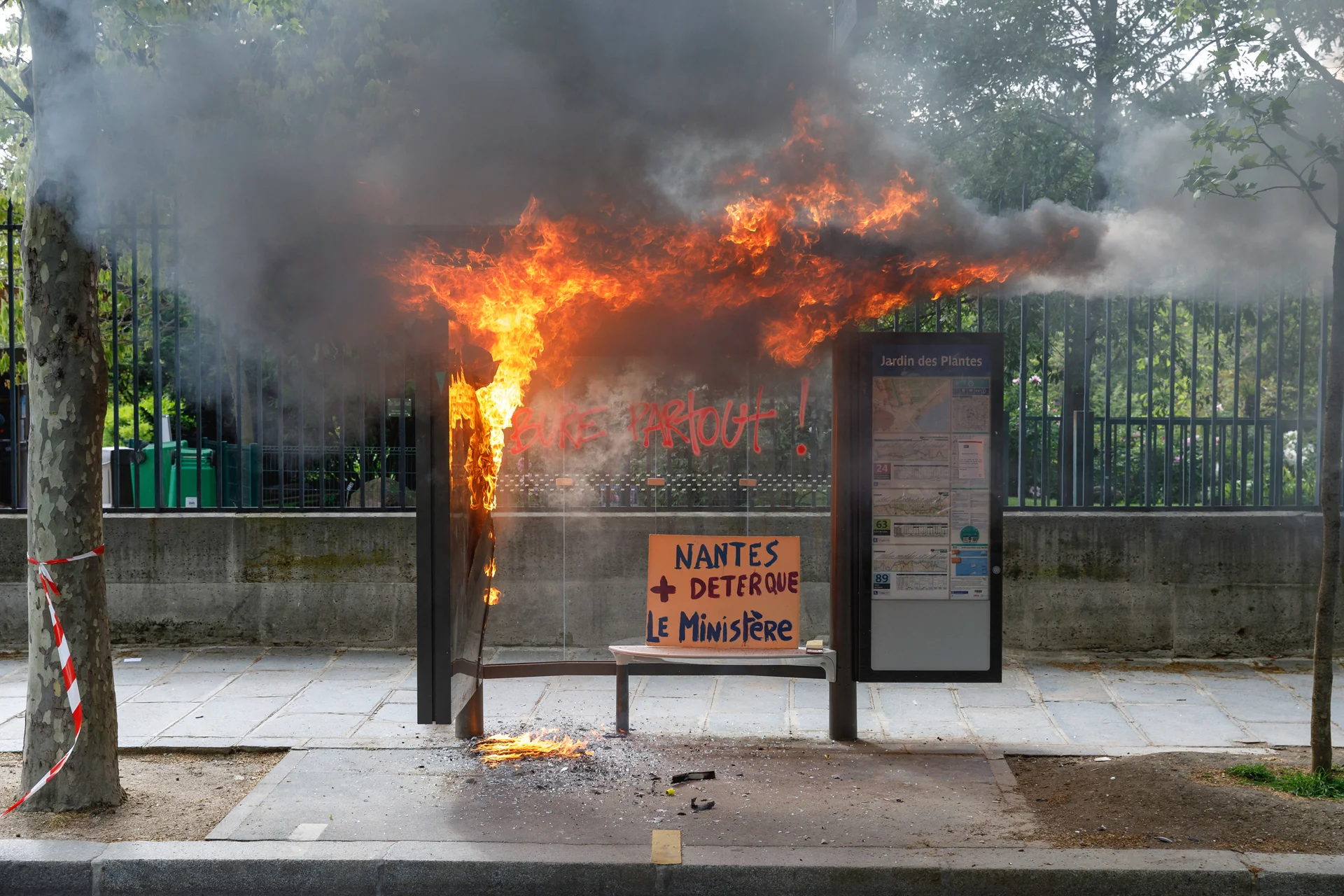 EdRobertson_Occipitals_ParisMayDayRiots_2018_09.jpg