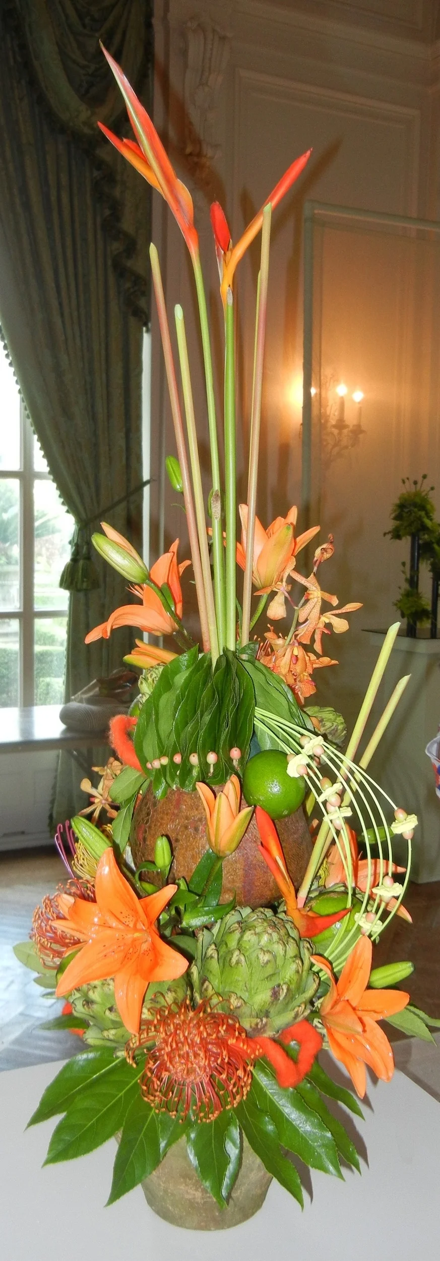 Interpretive Designs Floral Notes Maureen Christmas AIFD CFD EMC