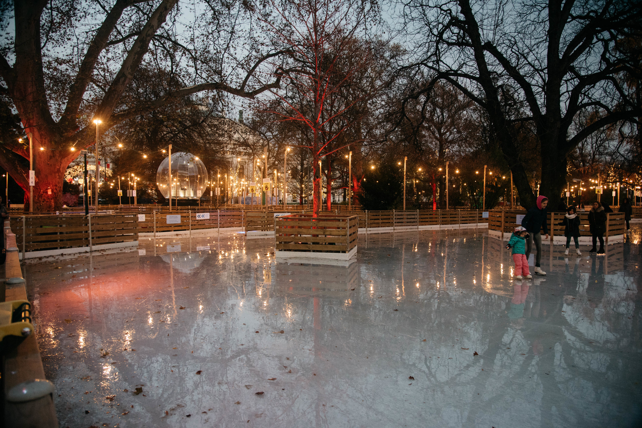 Rathausplatz Christkindlmarkt