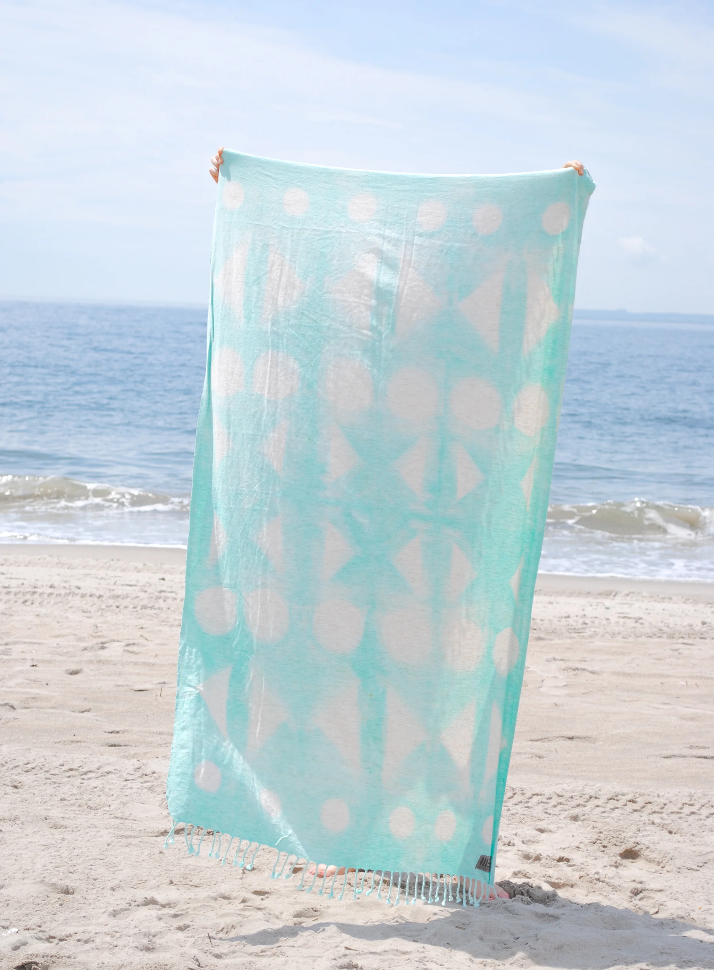 WEGATHER_HanddyedPeshtemal_TurkishTowel_Seaglass_Itajime.JPG