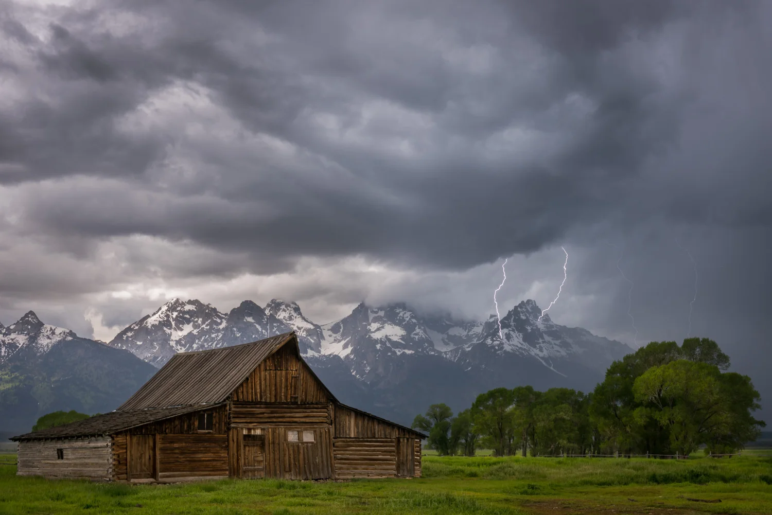 _D812233-Edit.jpg