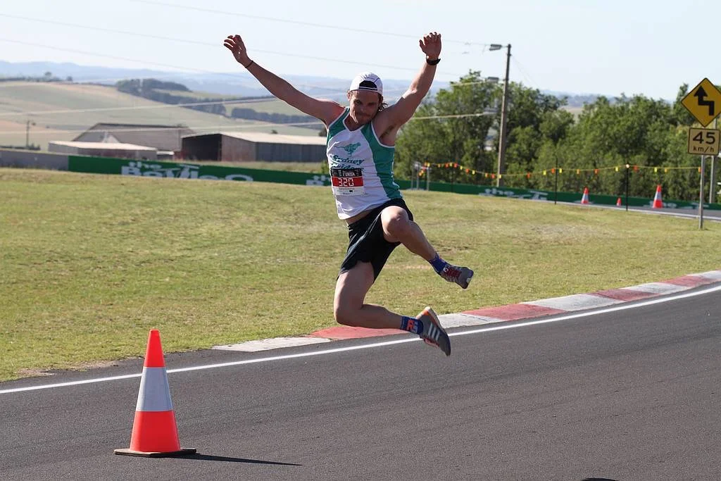 Chris Hughes | Pacing time 240min