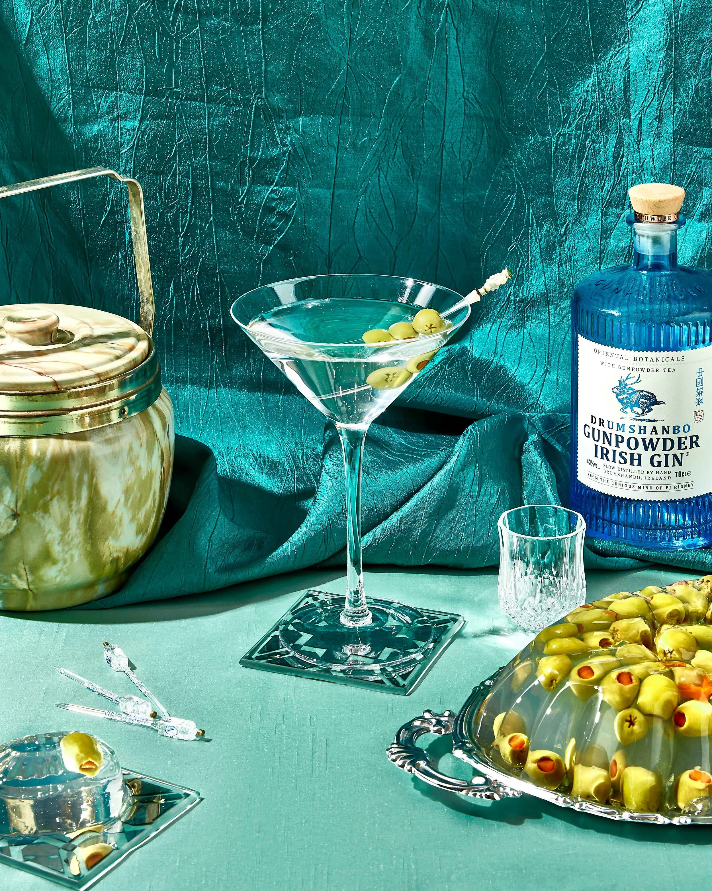 Cocktail-Retro-Styling-Tiarne-Katona-3.jpg