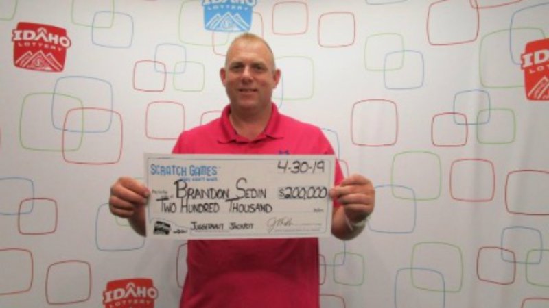 Idaho Man Wins Lottery The Day After He Gave A Homeless Man Money