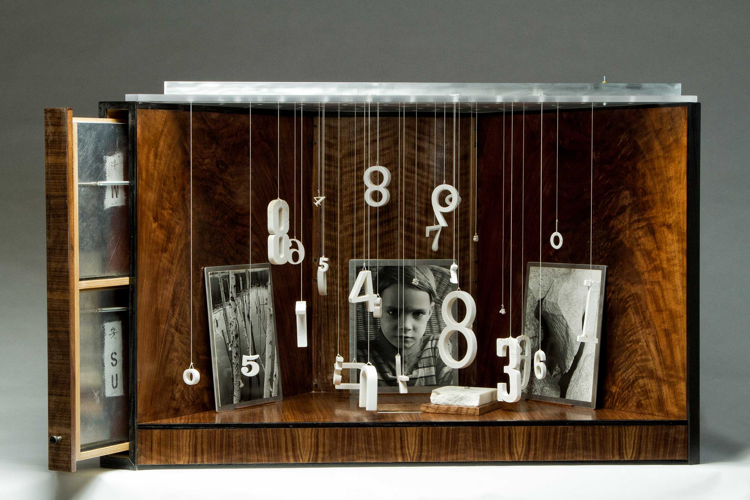Sliding door holds photos for rotating seasons