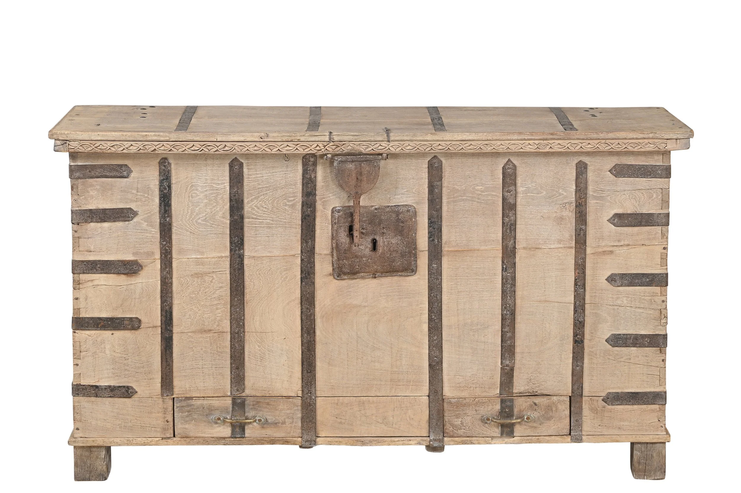 INDIAN ANTIQUE STORAGE TRUNK