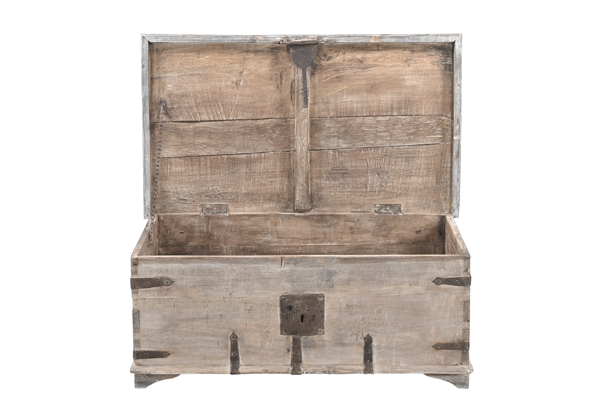 trunk coffee table , rustic sun bleached furniture byron bay