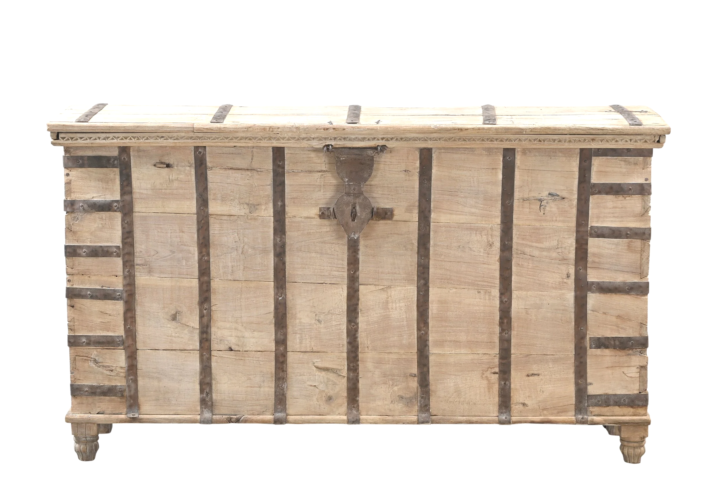 storage trunk , coffee table, outdoor furniture , byron bay furniture