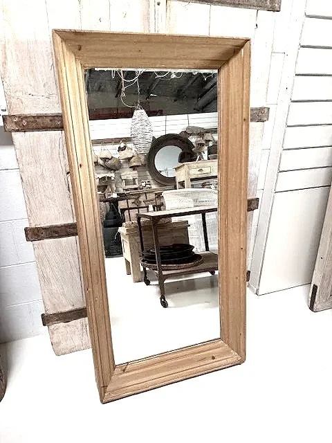 VANITY MIRROR / t004  on hold