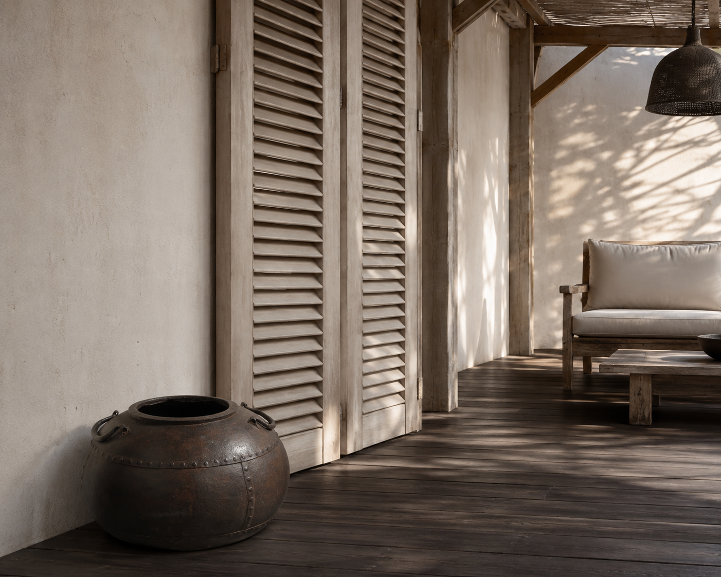 IRON PLANTER POT / 149