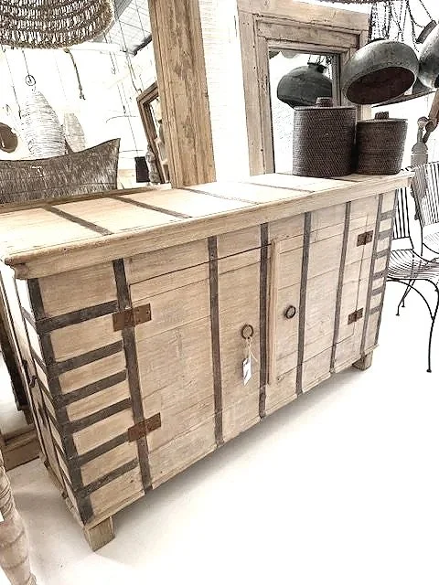 console 2 door sideboard , storage trunk , indian antique trunk