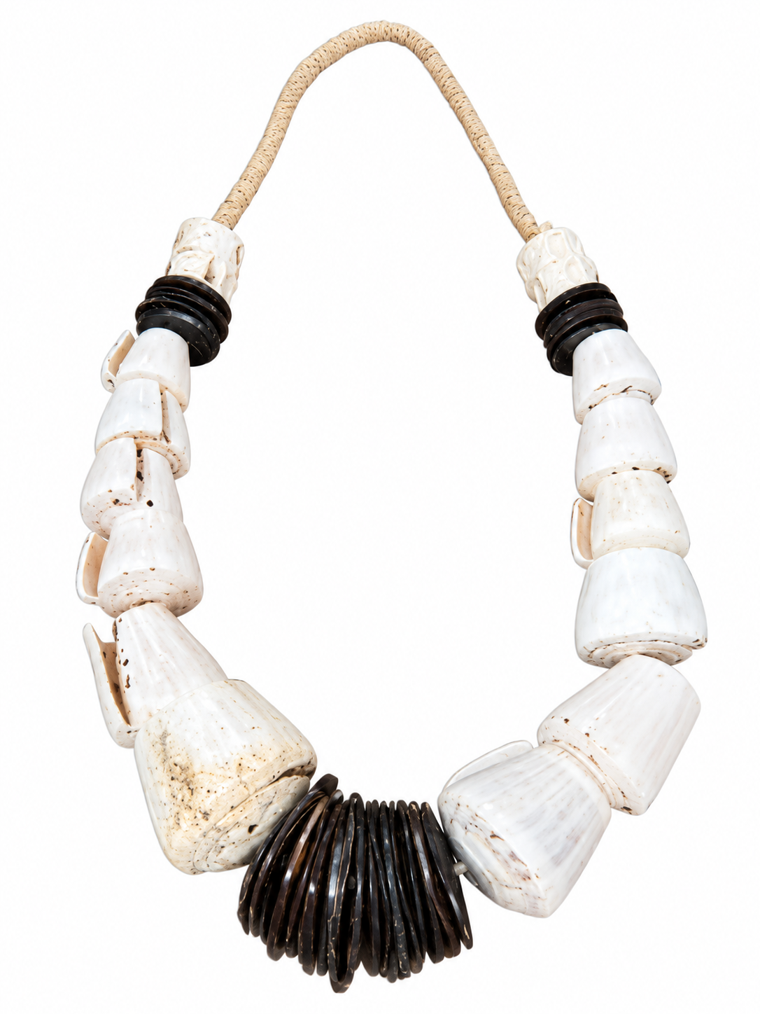 NIHI NECKLACE SHELL