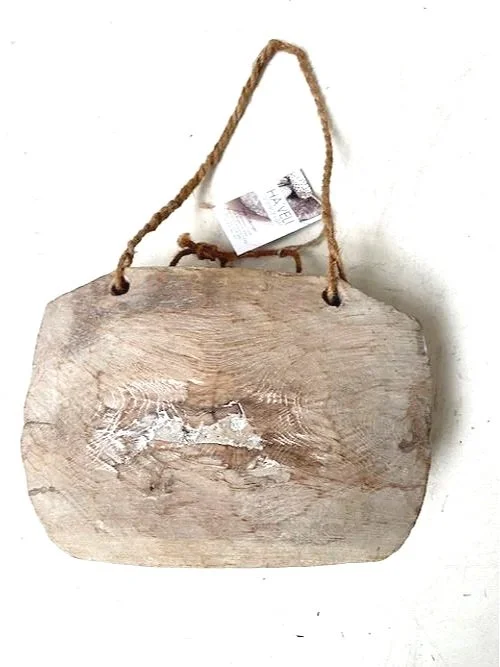 VINTAGE TIMBER COW BELL / 1