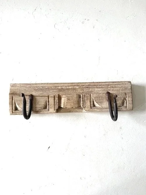 2 HOOK PANEL  SUN BLEACHED / 31