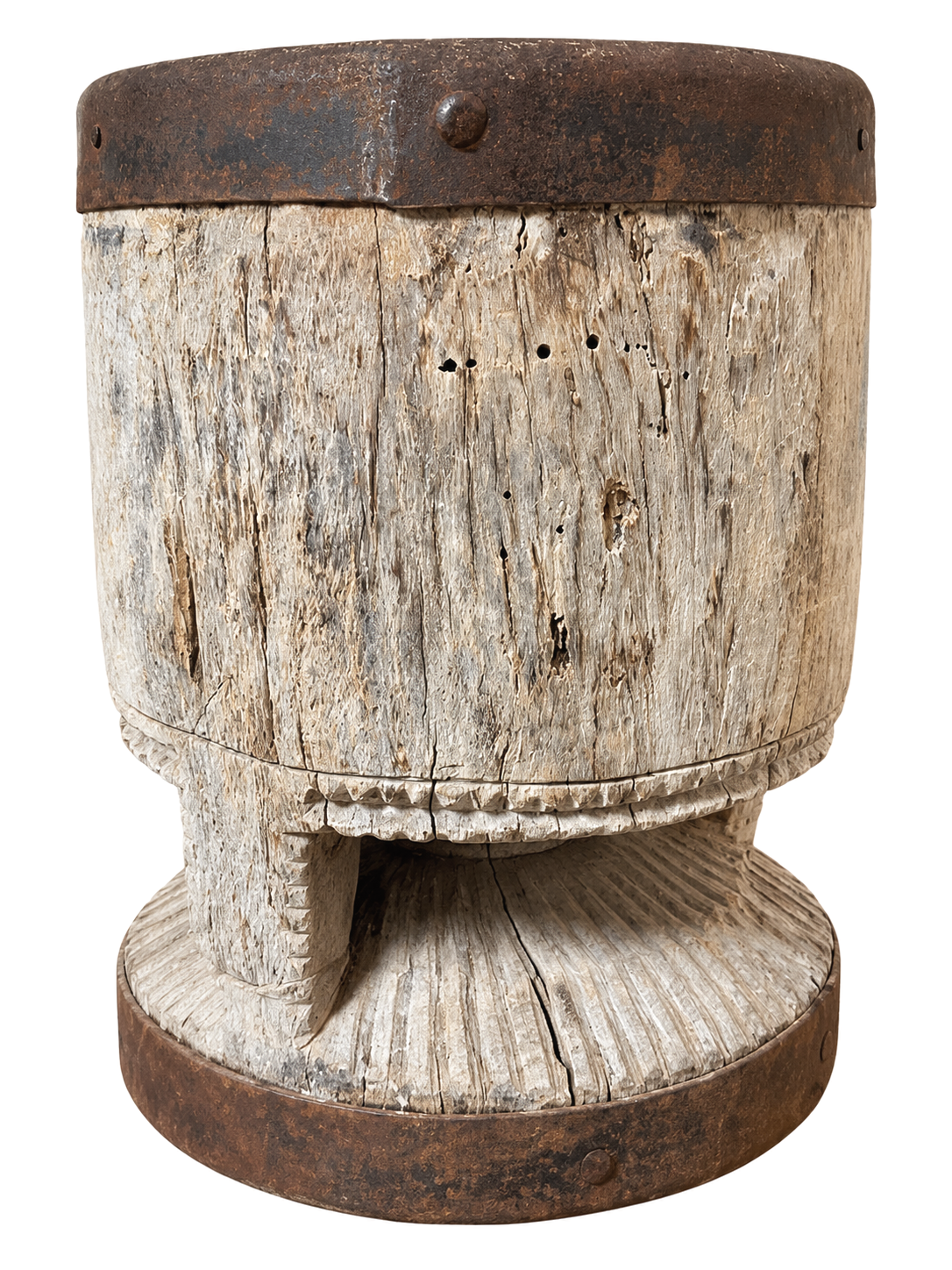 timber pot , indian pot