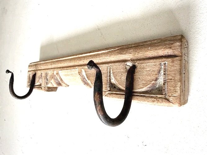 2 HOOK PANEL  SUN BLEACHED / 33