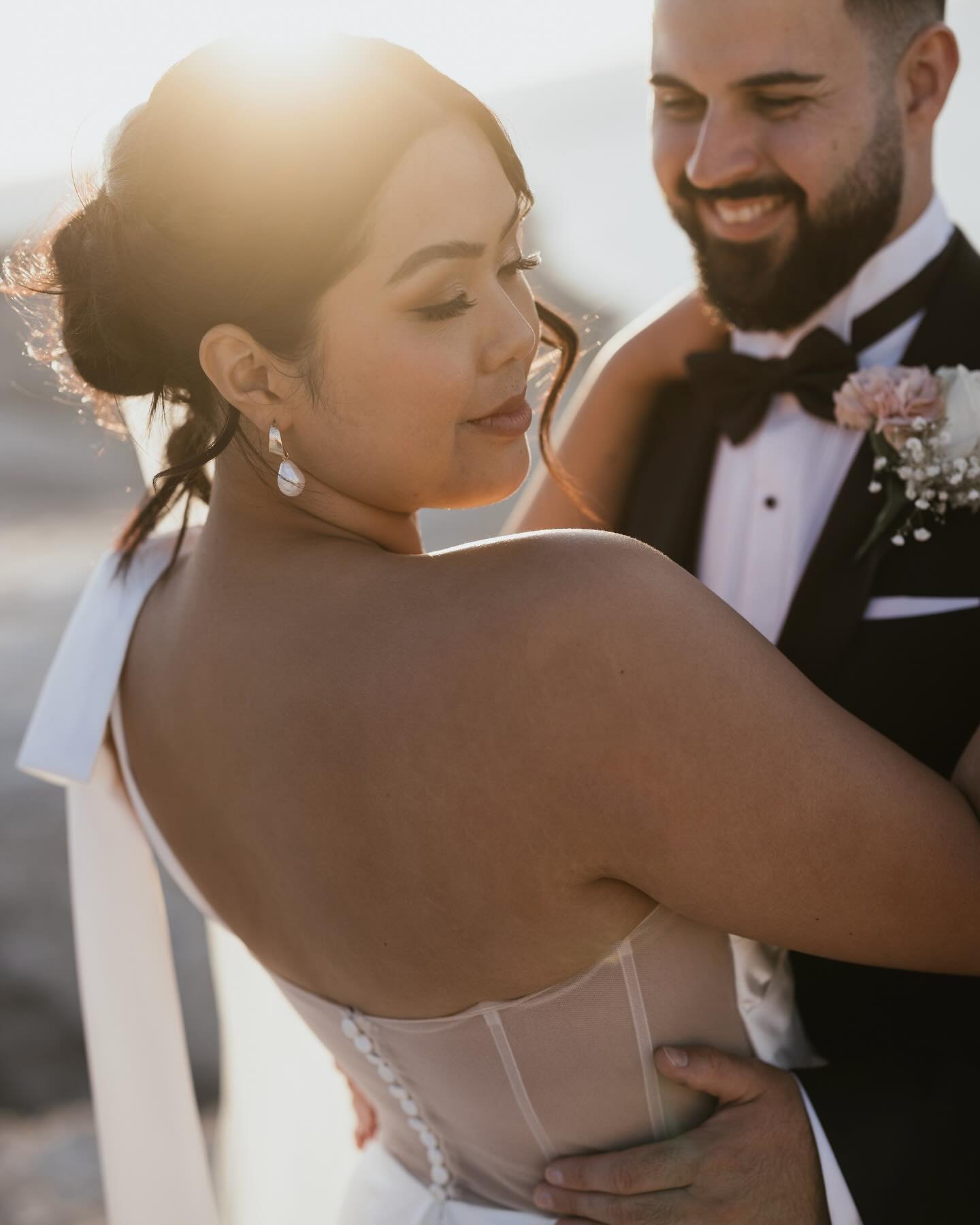D E B B I E +  T O B I A S

Debbie and Tobias&rsquo; wedding was a beautiful celebration of love, unity, and joy. From the heartfelt vows they exchanged to the radiant smiles on their faces, every moment was filled with genuine happiness and love. Th