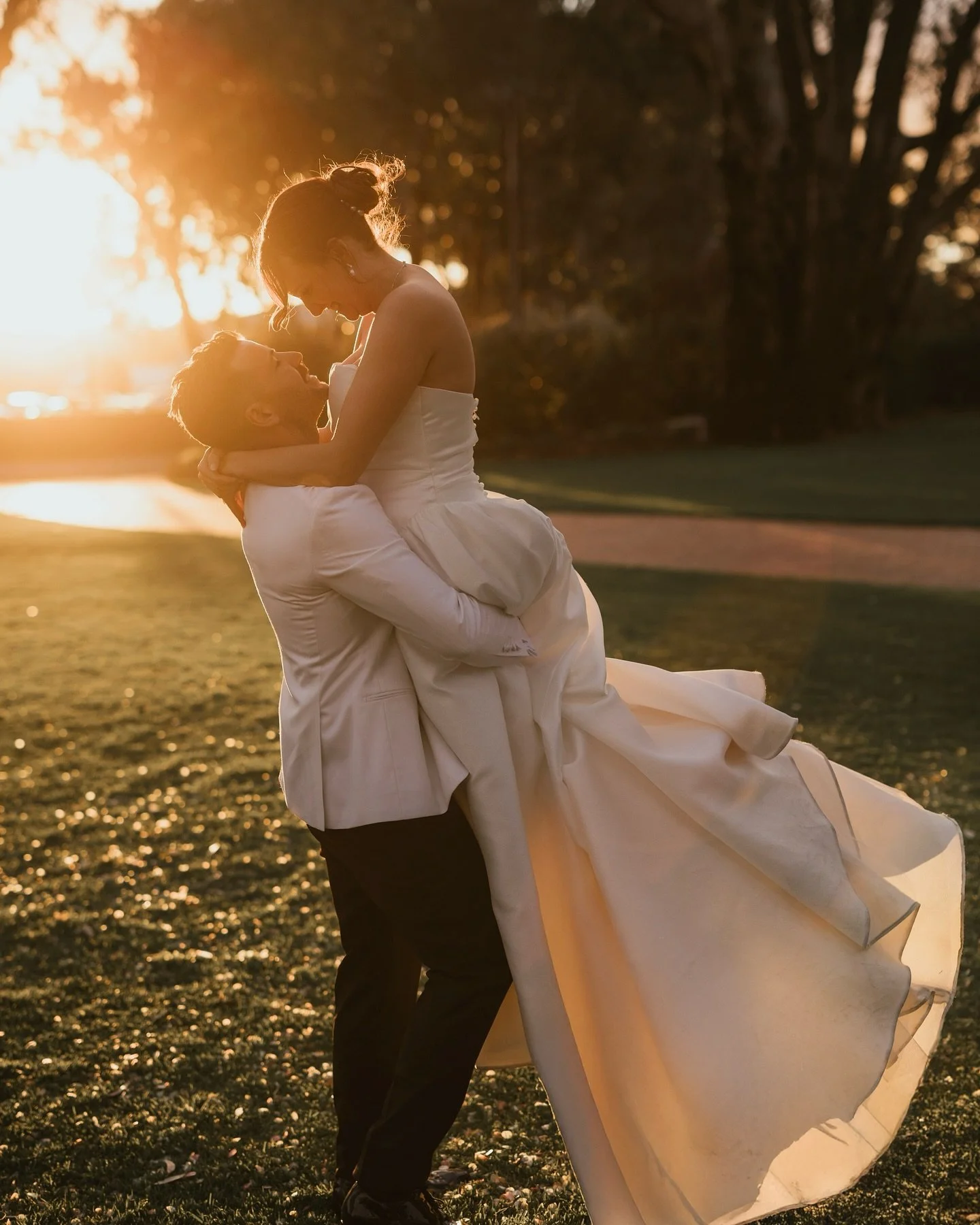 C H E L S E A +  N I C K

Set against the stunning backdrop of Peter Lehmann Wines in the heart of the Barossa Valley, Chelsea and Nick said &ldquo;I do&rdquo; surrounded by rolling vineyards, golden light, and the most incredible crew of family and 