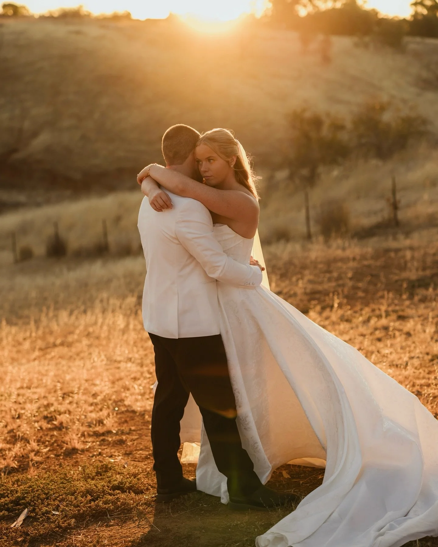 R A C H E L +  C A L E B

Some wedding days just hit different.

This one felt like a full-blown moment.

Rachel and Caleb&rsquo;s day at The Rendezvous Experience had that electric kind of energy from the very start. The kind where everyone&rsquo;s 