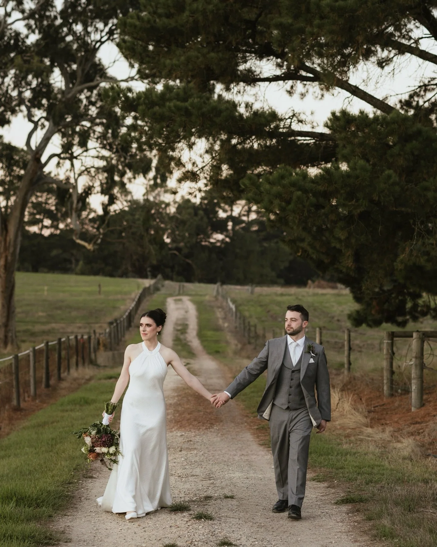 M Y K A E L A +  K E V I N

Hazelmere Homestead turned it on for these two&hellip; warm air, wide open skies, and a kind of love that just settles into the bones. The kind you don&rsquo;t have to question, don&rsquo;t have to chase&hellip; it&rsquo;s