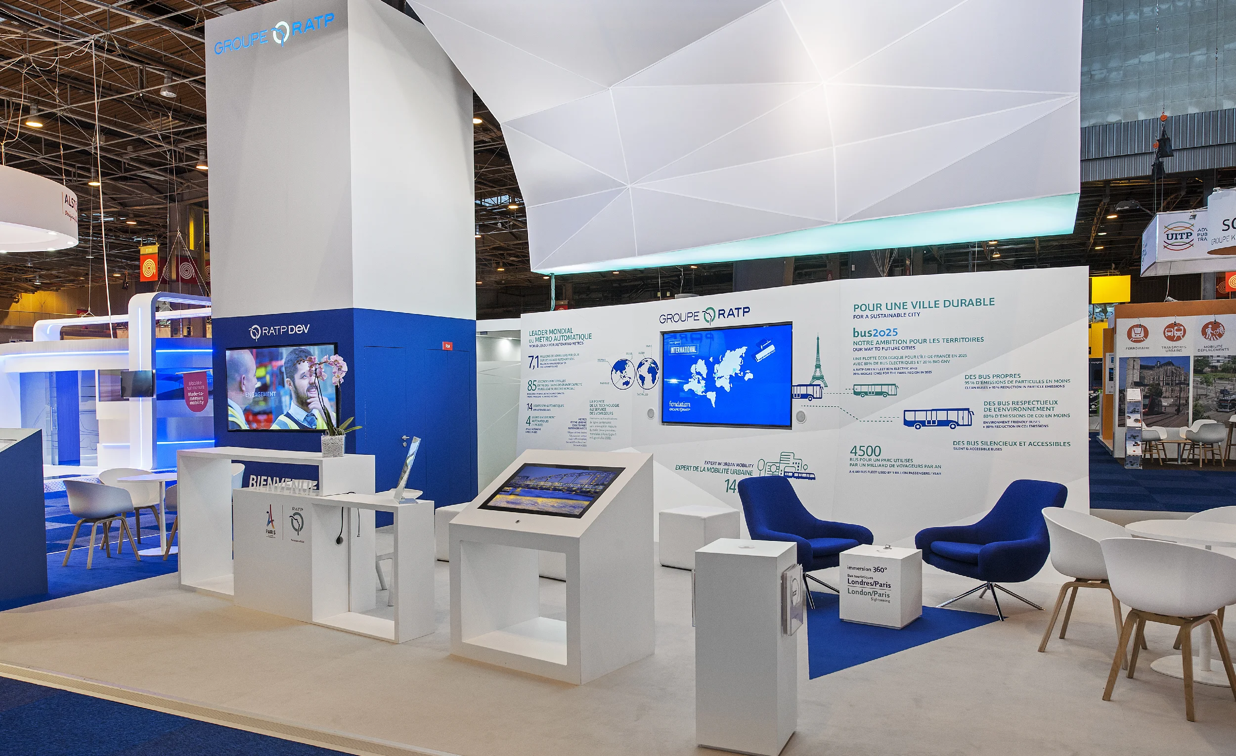 Le design du stand : travail sur la définition des volumes et du mobilier